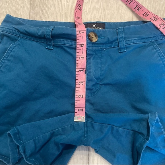 American Eagle Outfitters Stretch Midi Teal Blue Shorts Size 2 - Picture 2 of 8